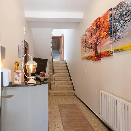 Galerna Hostal Pensionat