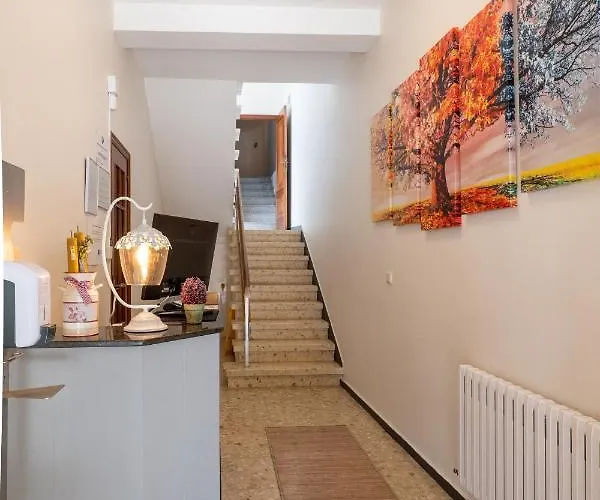 Galerna Hostal Πανσιόν